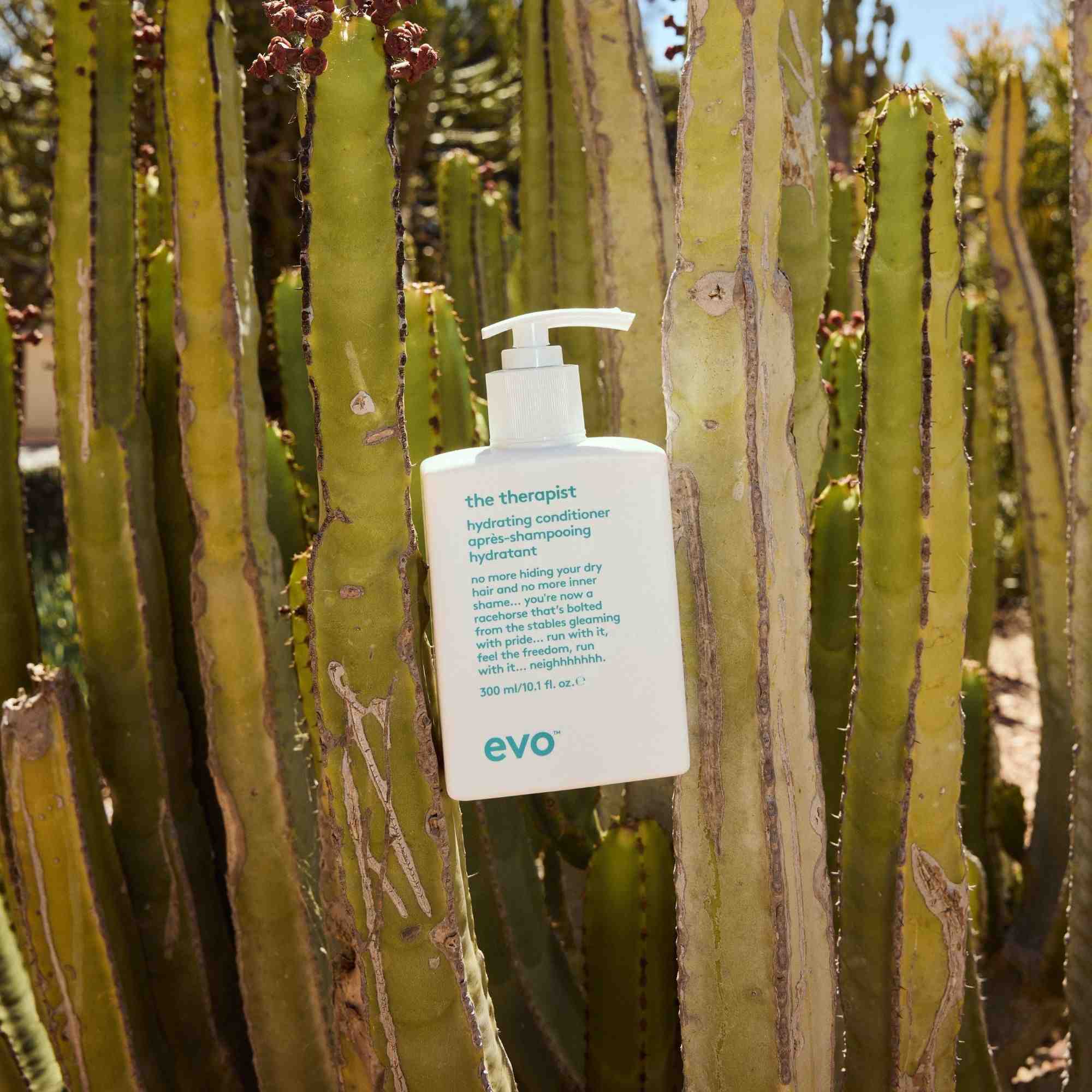 the therapist hydrating conditioner 300ml